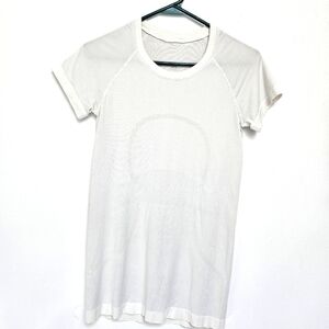 Lululemon Swiftly Tech Short Sleeve  Top Sz 6 Silver White